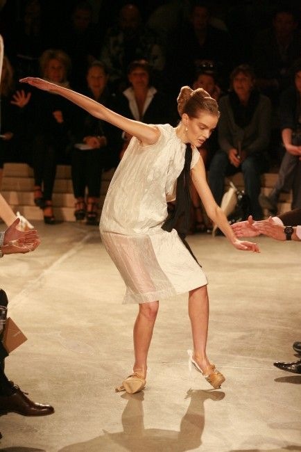 Fashion Show Oops or How to break your ankle Blog de 